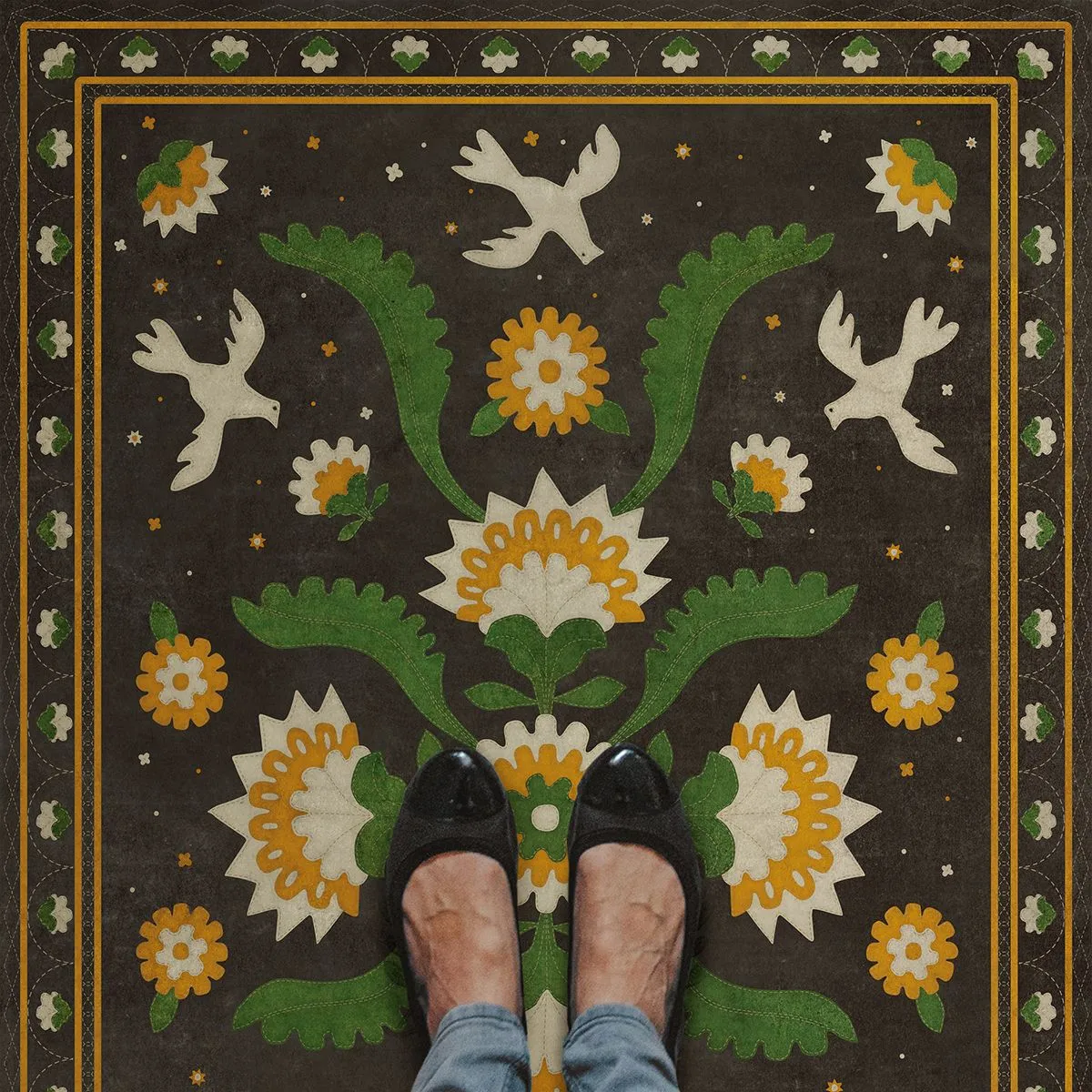 Williamsburg Applique "The Greenest Dells" Vinyl Floorcloth - Spicher & Co.