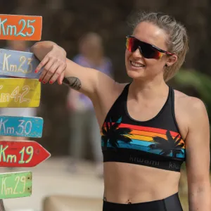 WOMEN'S SPORT BRA - MALIBU BLACK